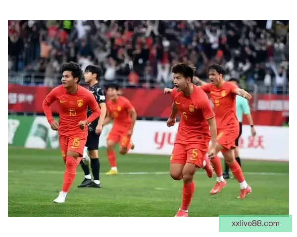 中国2-1力克卡塔尔蒯纪闻刘诚宇破门国足迎来开门红首战告捷